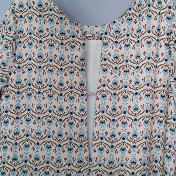 Lulu's Cream and Blue Folk Art Print Mini Shift Dress size Medium - Picture 3 of 10